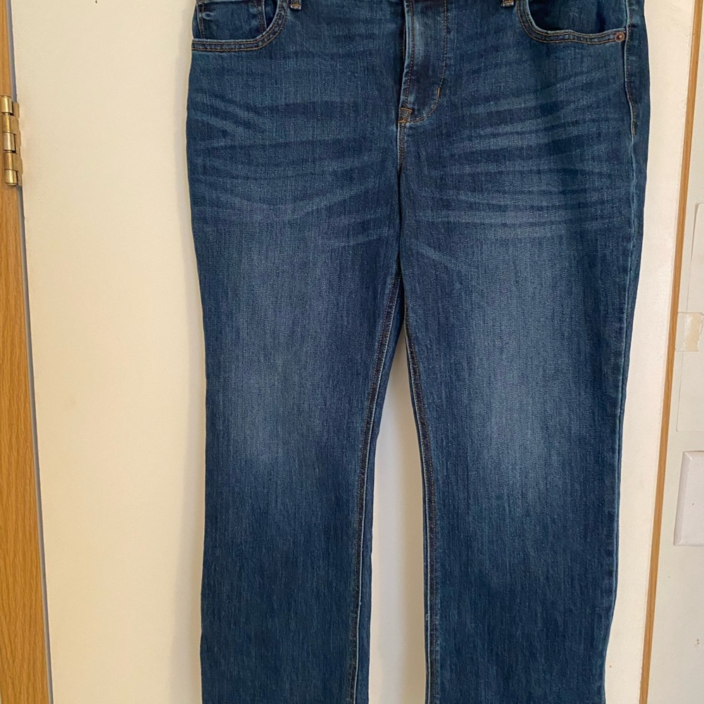 Old Navy Women’s Straight Jeans in Deep Blue Flare Evase Mid Rise
